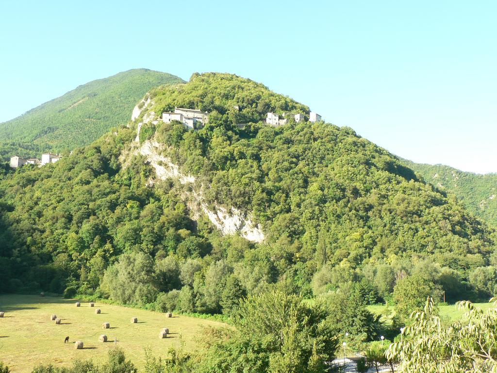 Agriturismo Casale La Palombara Villa Cerreto di Spoleto Esterno foto